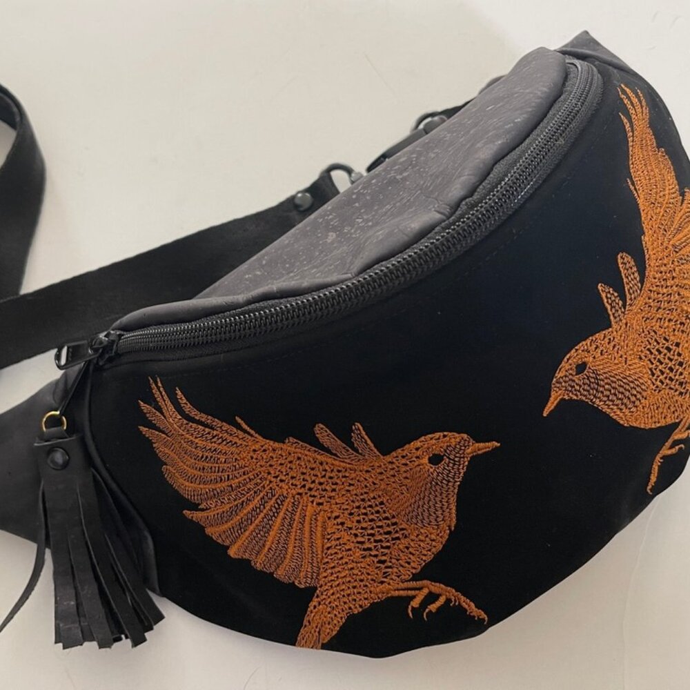 MioUnico Cork & Vegan Leather "Robin" Bum Bag/Waist Bag is NWOT! Artisan Crafted